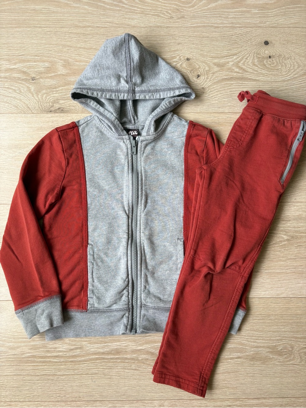 Tea Collection Jacket and Jogger Set Size 5